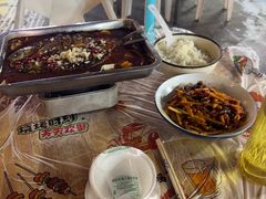 -老街烧烤大排档·地道湖北菜·龙虾馆(汉口火车站店)