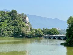 -星湖旅游景区七星岩