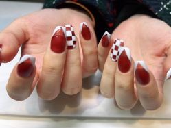 -孔雀手美甲美睫护理