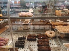 -罗森尼娜(德思勤店)