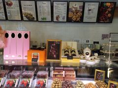 阿秋拉尕青藏酸奶(财富店)-Blueglass酸奶(财富购物中心店)