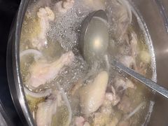 -煲大王猪肚鸡·椰子鸡火锅(红谷滩万达店)