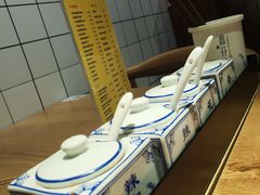 -鑫花溪牛肉米粉(人民广场店)