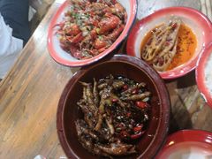 -老三样·美食研究中心(世贸路店)