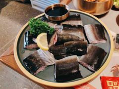 -草家酱蟹炭火烤肉店(珲春南路一店)