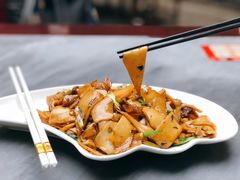 -蔼若春.传承三十年云南菜(金碧公园店)