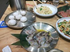 -青瓦餐厅·生鱼片·韩园烤肉(西塔店)