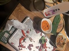 -野山舂·贵州现舂酸汤火锅(鸿通城店)