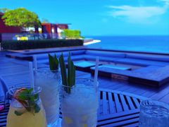 -瑰丽酒店·海吧·天际下午茶·现场DJ·天台酒吧