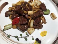 慢火烧雪花牛肉-尚一汤·粤菜海鲜(环球港店)