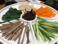 鸡丝凉米线-云海肴·汽锅鸡·云南菜(东坝金隅店)
