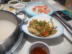 -粤顺渔坊·中山脆肉鲩火锅(清湖店)