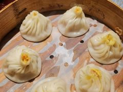 蟹粉小笼包-绿波廊(豫园店)