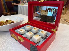 -品海楼·大连海胆锅贴馆(东港店)