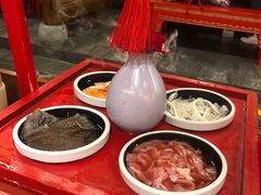 谭公四宝-谭鸭血老火锅(龙湖宝山天街店)