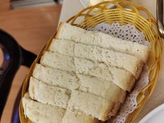 面包+黄油+果酱-华梅西餐厅(哈尔滨中央大街店)