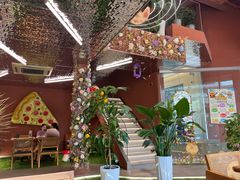 -Dragon Pizza•圆脸龙披萨·牛排餐厅