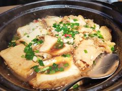 砂锅嫩豆腐-费大厨辣椒炒肉(万家丽一店)
