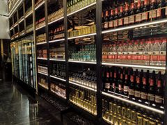-钱小奴海鲜自助黑金店(杭州滨江龙湖店)