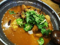 灶膛罐罐牛腩-吃饭皇帝大土家民族菜(正大广场店)