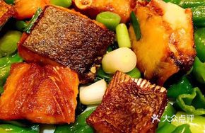 Braised Bream in Brown Sauce