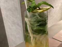 -Oasis Bar & Grill