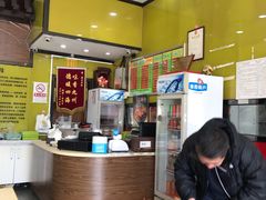 -龙记桂林米粉(财满街店)