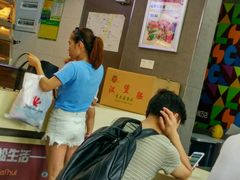 -华莱士·全鸡汉堡(沙井车站店)