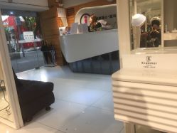 -苏豪路易士·嘉玛发廊