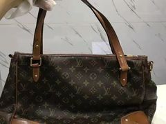 -铭汇坊洗包皮具奢侈品维修护理(东建路店)