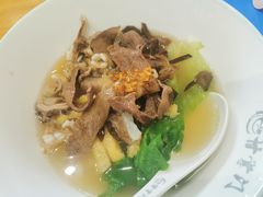 -甘掌门·化州驰名牛杂粉(越秀店)