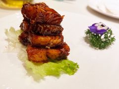 本帮熏鱼-蝶园·装修中(BFC外滩金融中心店)