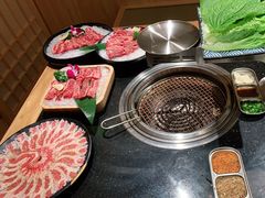 -韩烧牛中牛·甄选黑牛烤肉(黑金店)