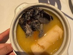 元气黑枣山药煲乌鸡汤-汤城小厨•粤菜•靓汤(金宝街店)