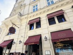 -Cafe Sacher(WIEN)