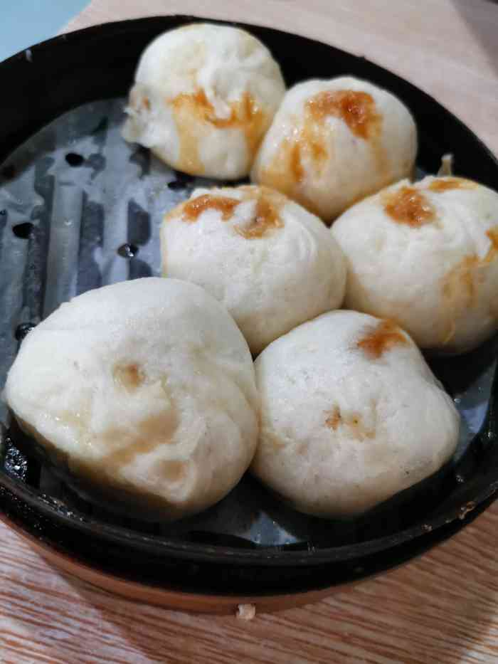 杭州小笼包 山西刀削面-"打包带走一份牛肉小笼包,内陷口味偏淡,外.