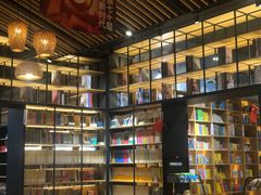 -新华书店(解放中路店)