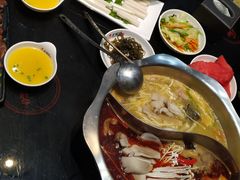 -红菇坊鲜汤火锅(橡树湾店)