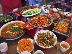 -龙少爷碳火干锅(环球中心店)