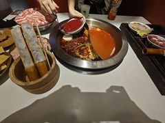 -卤校长重庆火锅(国兴店)