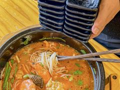 -勺子米线·云南传统小吃市集(四方街店)