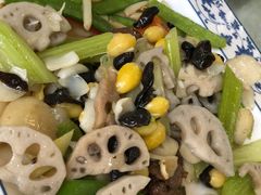 -水乡人家私房菜(逢简店)