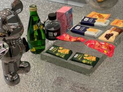 -三只熊皮肤管理中心旗舰店