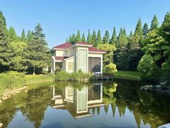 -上海怡沁园度假酒店