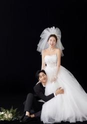 -喜爱高定婚纱摄影