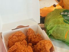 -麦当劳(世博广场店)