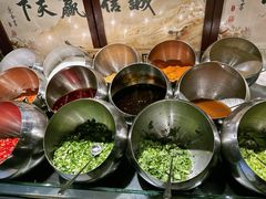 -牛里牛气· 榴莲海鲜鲜牛肉自助火锅·烤肉(横岗店)