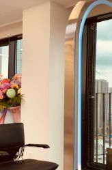 -Hello Lady发型设计