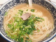 -东大桥小国抻面烧烤(长通路店)