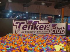 -Tenker Club弹刻极限主题公园 · 蹦床 · 团建 · 生日派对(大关店)